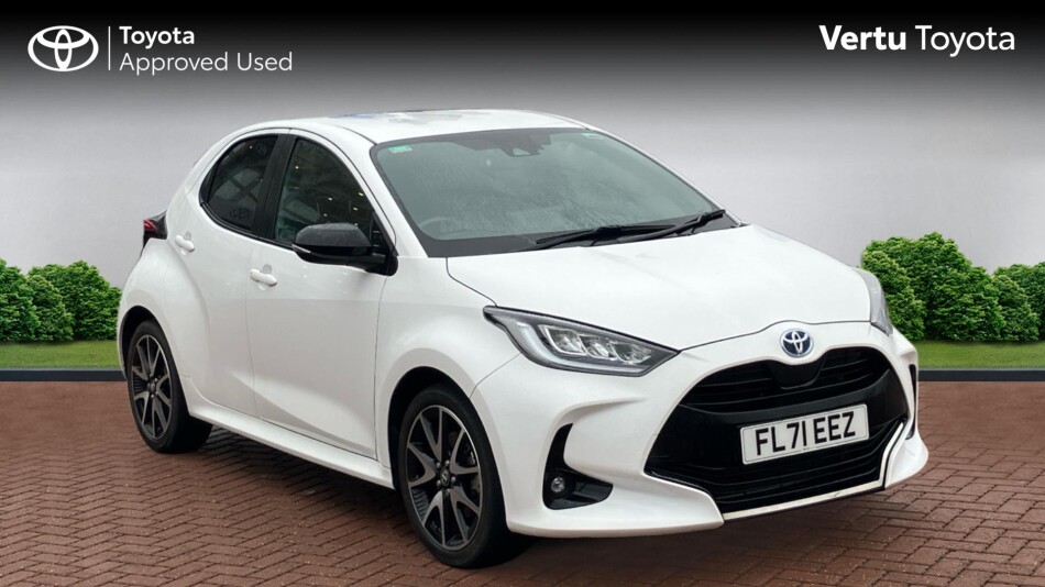 Toyota Yaris 1.5 Hybrid Dynamic 5dr CVT Hybrid Hatchback